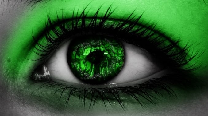 envy green eyes